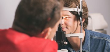 Operacja zaćmy na NFZ – jaki czas oczekiwania?